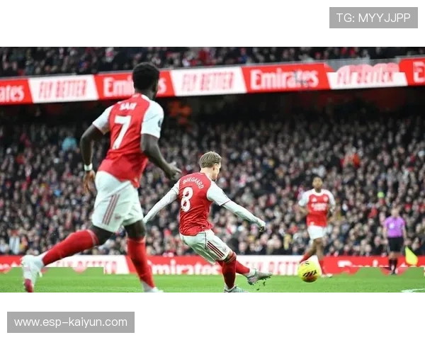 阿森纳造对手四场四乌龙，球迷戏称致敬乌龙先生